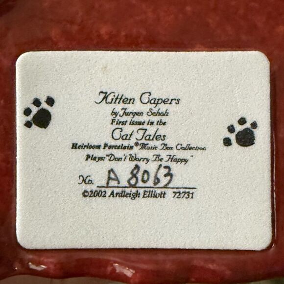 Vintage Kitten Capers Cat Tales Music Box Plays Don’t Worry Be Happy ‘02 Numered - Picture 9 of 11